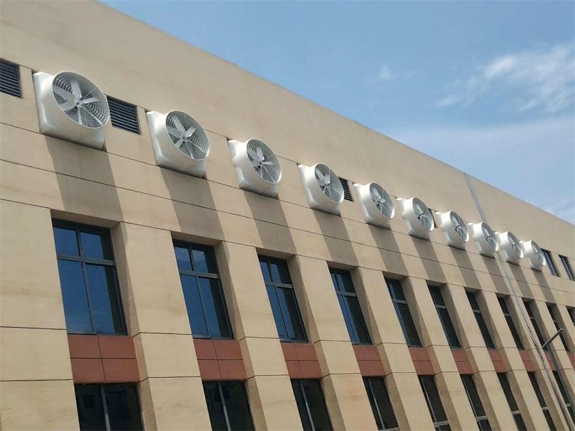 众多企业都使用工业冷风机解决厂房闷热问题 众多企业都使用工业冷风机解决厂房闷热问题
